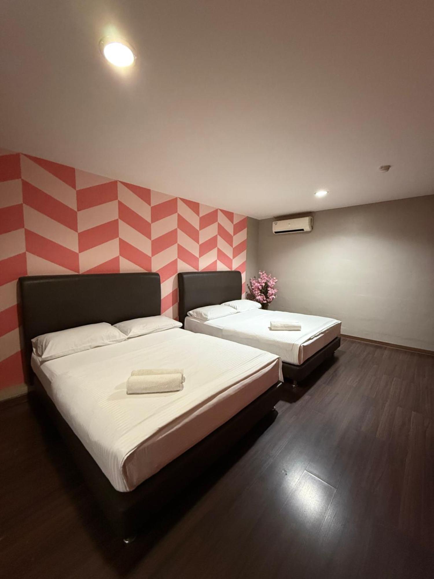 1St Living Subang Ss15 Hotel Субанг Джая Екстериор снимка